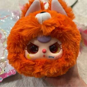 Baby Three Fox Pouch